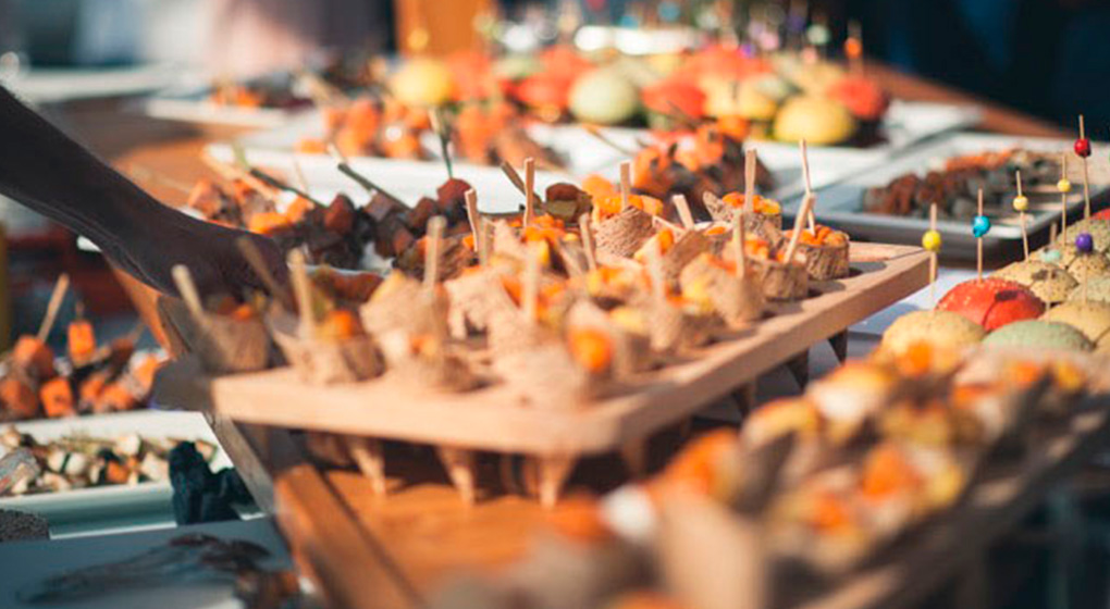 catering-red-uno