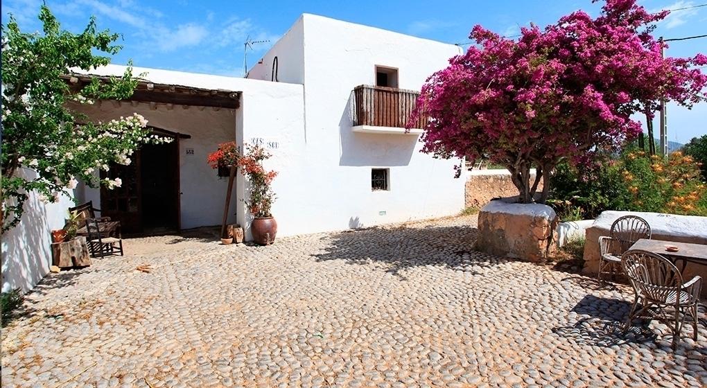 Disfruta de la vida, de la tranquilidad y de Ibiza