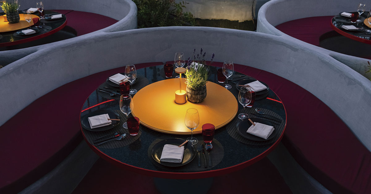 mesa de restaurante chi kee wun