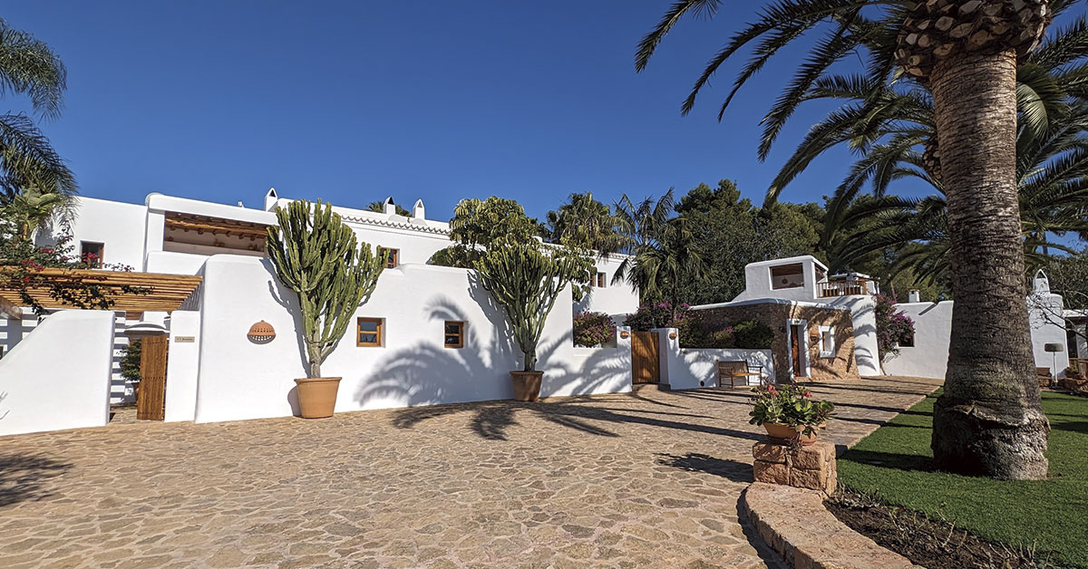 Desconecta en plena naturaleza con Can Curreu, tu hotel rural en Ibiza