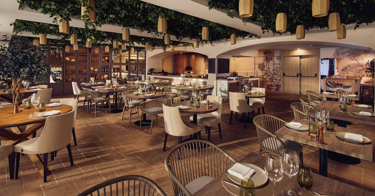 restaurante club cala san miguel
