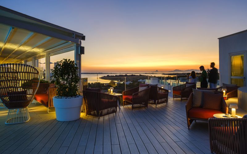 The Sky Rooftop & Sunset Lounge