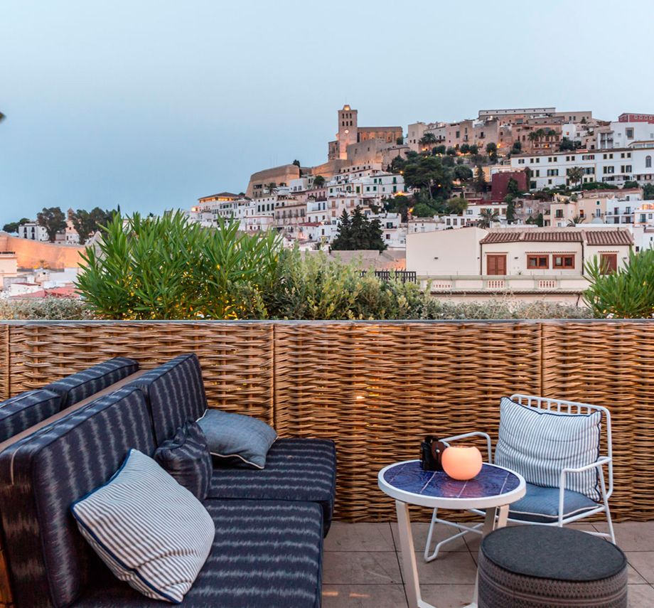Aguas de Ibiza, la puerta del alma mediterránea