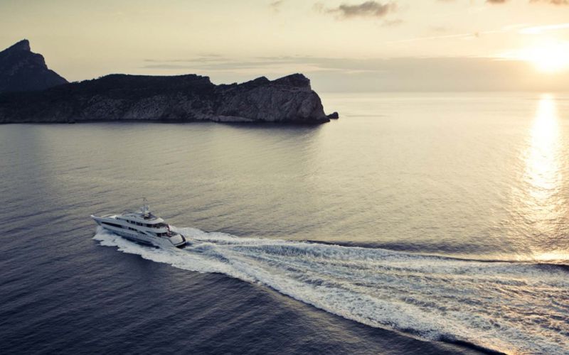 Evolution Yacht Agents