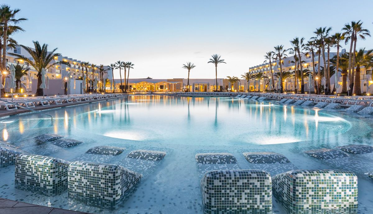 Palladium Hotel Group se alía con SGS para certificar que sus hoteles cuentan con las máximas garantías sanitarias y de seguridad.