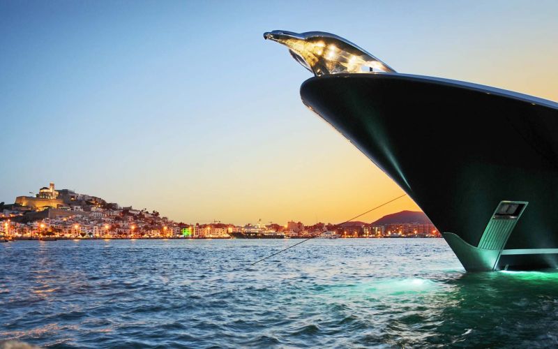 Evolution Yacht Agents